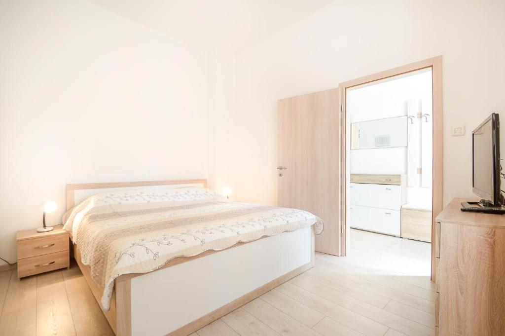 Apartman Ivano Pula Extérieur photo