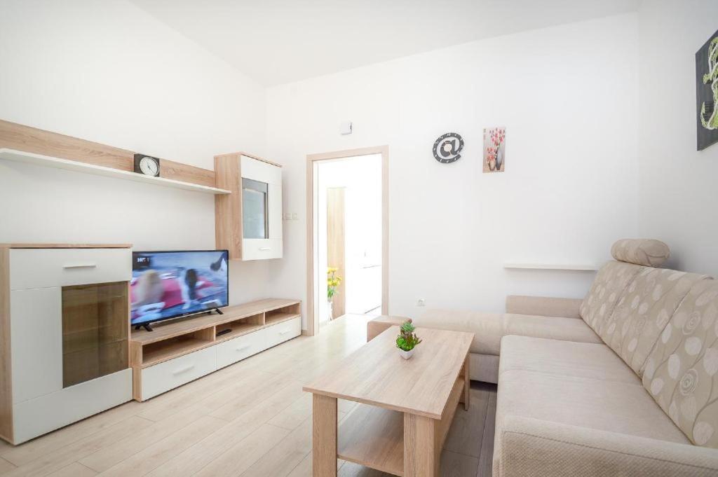Apartman Ivano Pula Extérieur photo